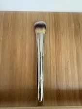 It Cosmetics Ulta Airbrush Smoothing Foundation BB Cream Blending Brush
