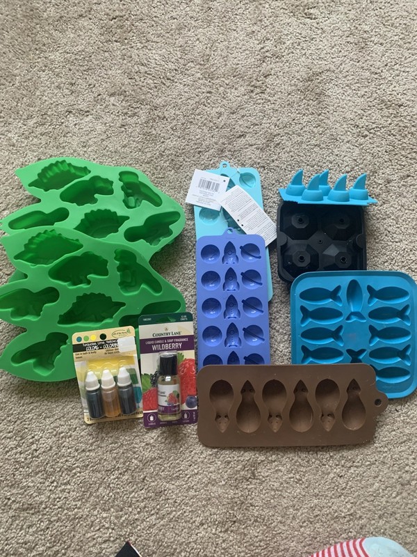Soap Silicone Molds 8pcs Animal Dinosaur Space Mouse Lot Soap/Candle Making