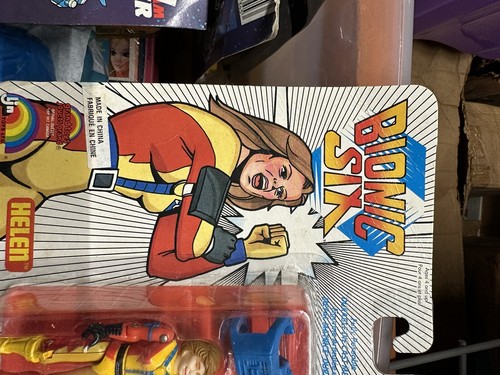 BIONIC SIX Helen DIECAST ON CARD 1986 LJN TOYS Unpunched Classic heroine - Picture 3 of 5