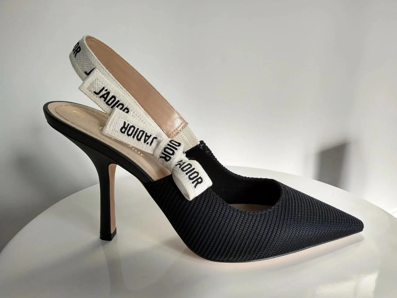 Authentique Christian Dior tissu technique noir J'Adior écharpe talon 4