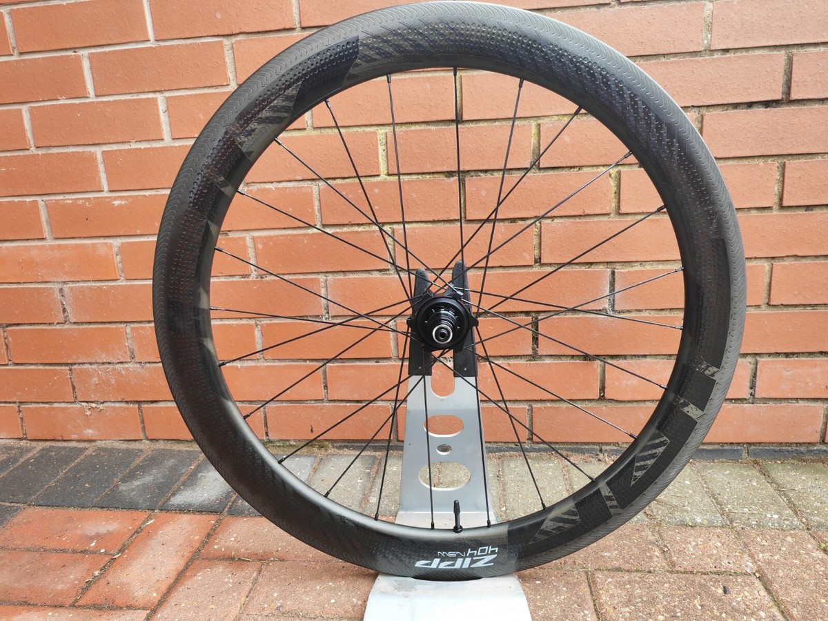 Zipp 404 Nsw Disc Wheelset Zipp 404 NSW Rim Brake Carbon Clincher