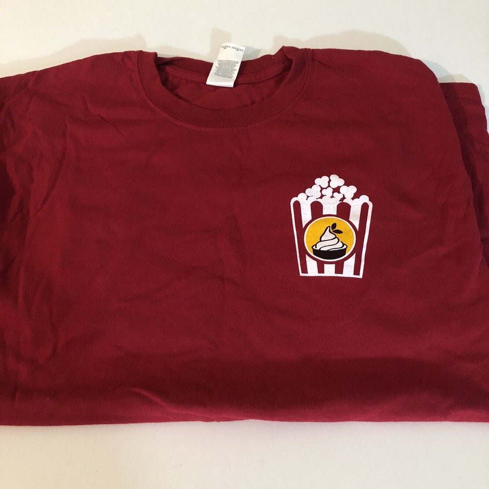 Yogurt Mountain T Shirt L Red Makes Movie Magic DW1 eBay