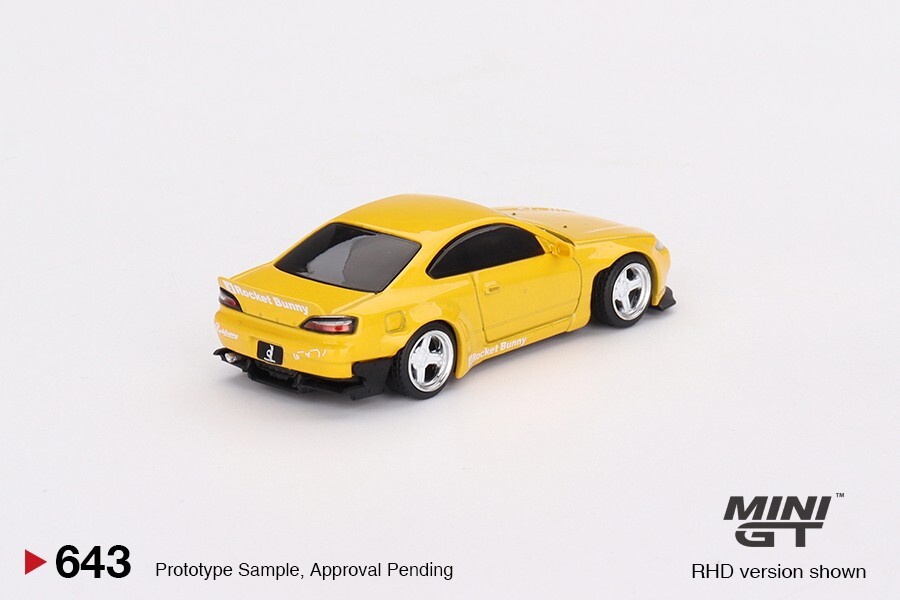 ミニカー MiniGT S15 Green Rocket Bunny Mini GT 1:64 Nissan Silvia Rocket Bunny Bronze Yellow