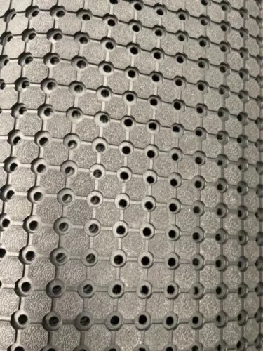 Heavy Duty Vented Perforated Rubber Workshop Gym 1.4m Ute Mat Super - Picture 7 of 10