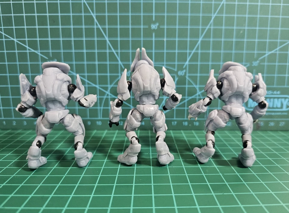 CUSTOMAKIARTS WAVE 1 HALO REACH ELITES, ULTRA, FIELD MARSHALL, ZEALOT FIGURES. - Image 2 of 2