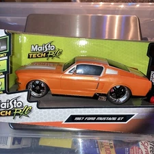Maisto Tech RC 1967 Ford Mustang GT 1:24 49MHZ Orange & White Street Series