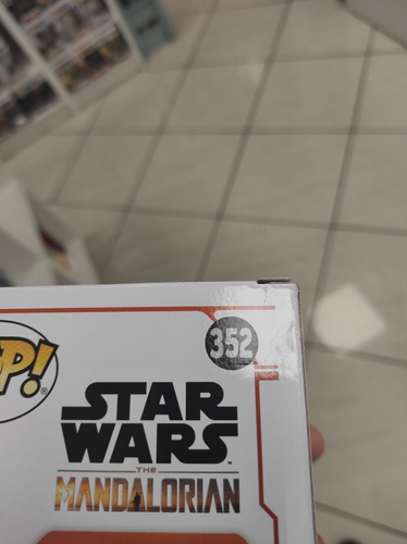 Funko Pop Covert Mandalorian 352 - Star Wars Original Vinyl + Protector - Picture 10 of 11