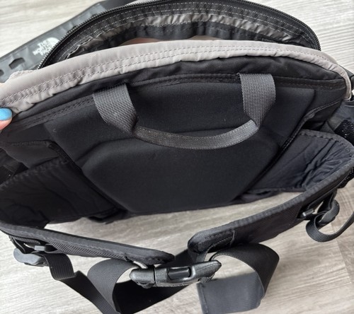 The North Face Day Hiker Lumbar Pack Body Bag Black Gray Red Hiking 11x14 - Picture 7 of 10