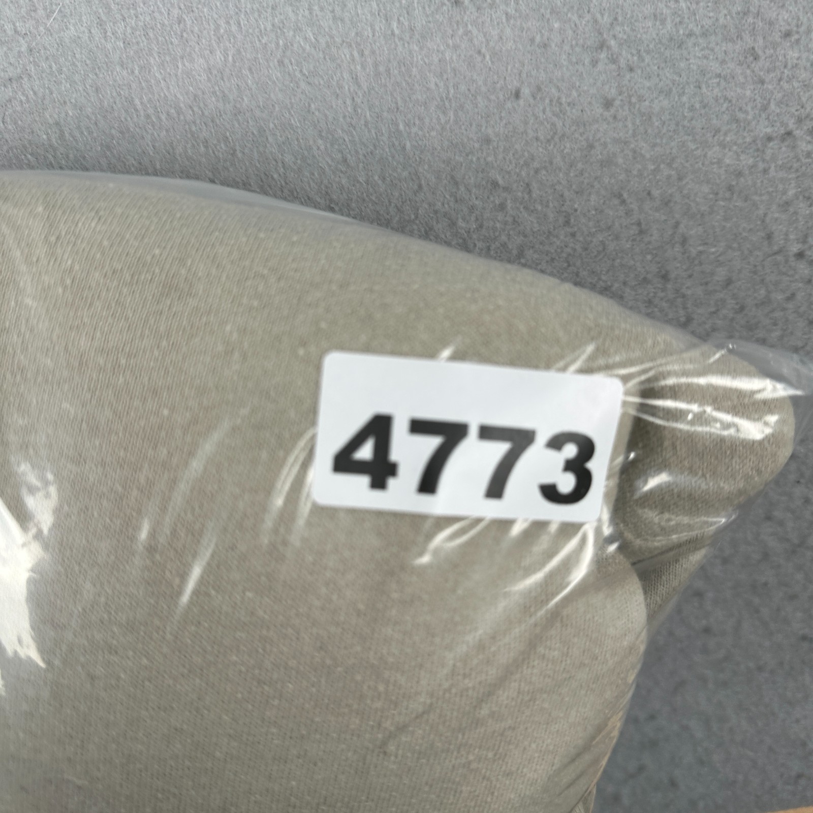 Vintage Russell Athletic Sweatshirt Mens XL Oatmeal V Stitch Made In USA Boxy