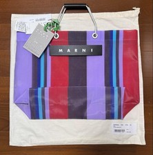Borsa MARNI MARKET motivo floreale nera dimensioni L45 cm × altezza 33 cm