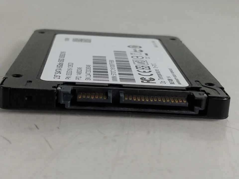 ADATA ISSS316 ISSS316-128GD 128 GB SATA III 2.5 in Solid State Drive - Image 3 of 4