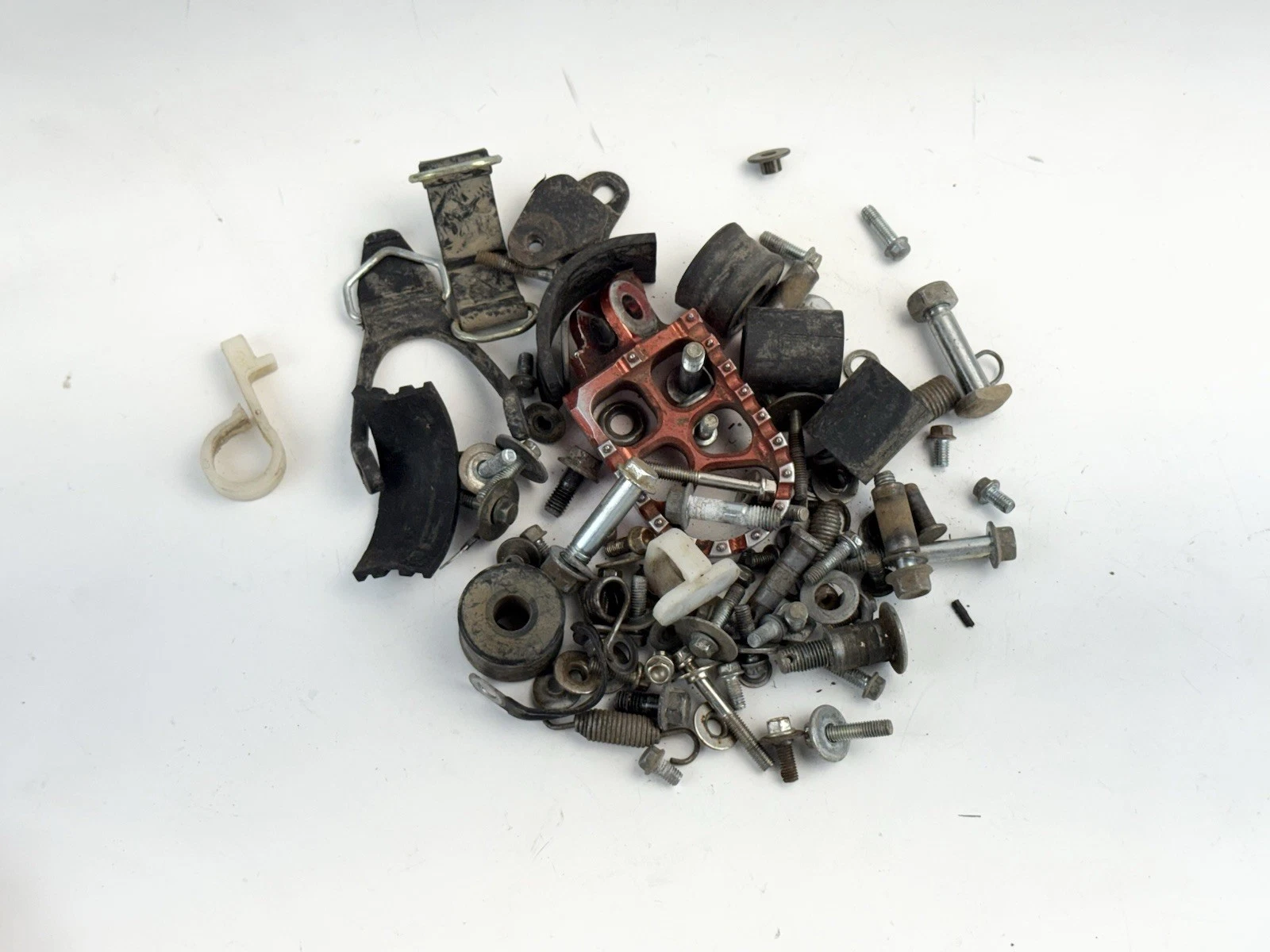 ✅ 2006 Suzuki Rm85 Bolts Nuts Spacers Grommets Assortment Body Hardware OEM
