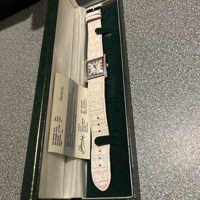 Seltene Edelsteine TV 41 echte Rubine Luxus Damenuhr Boxed und Papiere