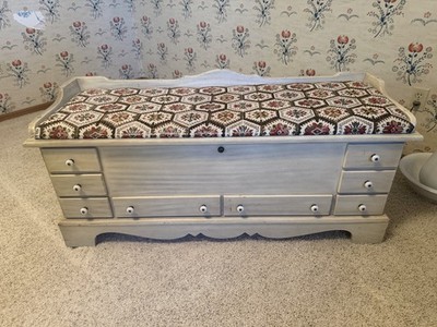 Vintage mid-century modern Lane cedar blanket chest / storage