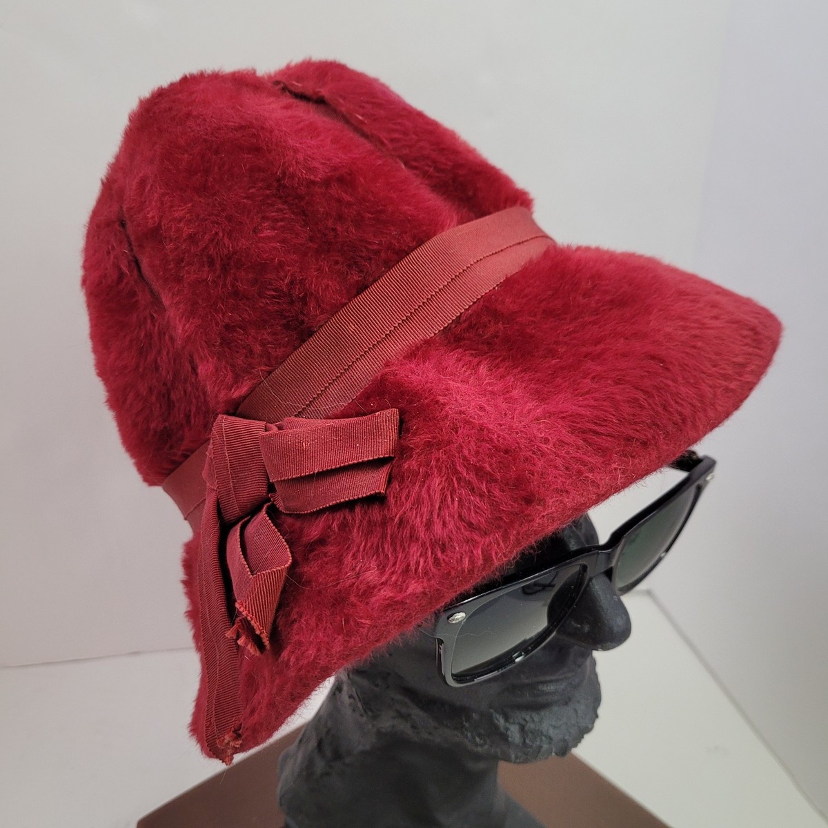 SCHIAPARELLI Fur Felt Hat Red With Bow Vintage Fashion Made  display picture 2