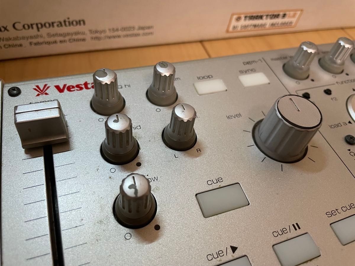 Vestax VCM-100 USB MIDI Audio Controller Compact DJ Mixer with