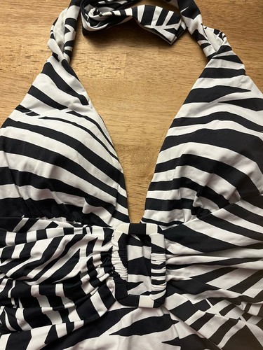 Tommy Bahama One Piece Swimsuit Zebra Halter Top Detailed Waist Size 10 - Picture 3 of 6