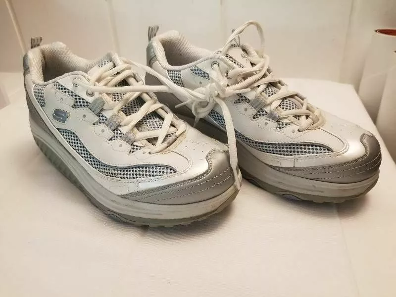 Skechers jump sales