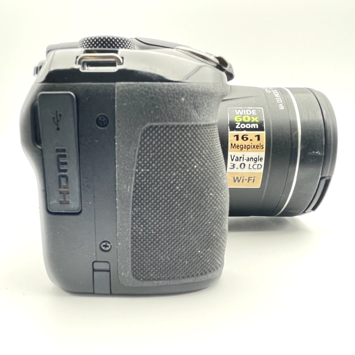 Nikon COOLPIX P600 16.0MP Digital Camera Black – USB Port Damaged