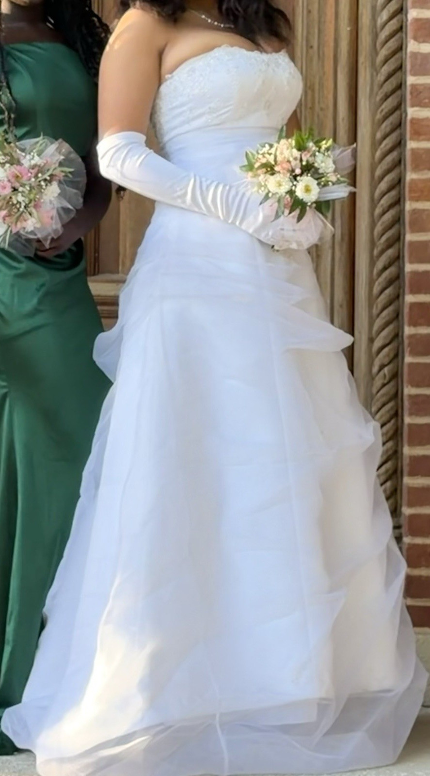 David's Bridal White Strapless Embroidered A-Line Wedding Dress Size 6 L9479