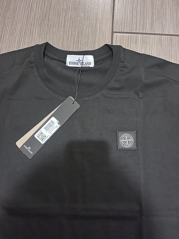 Camiseta Stone Island Negra Talla L Foto 2 de 4