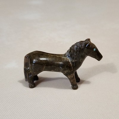 Zuni Lebert Kaskalla Miniature Horse Fetish Figurine