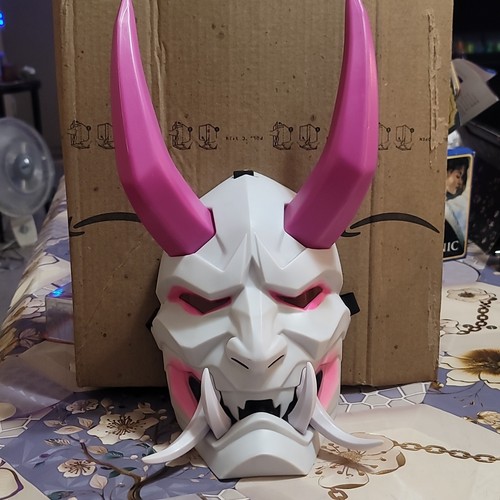 Fortnite Victory Royale Series Fade Mask Halloween Costume Cosplay Epic Games