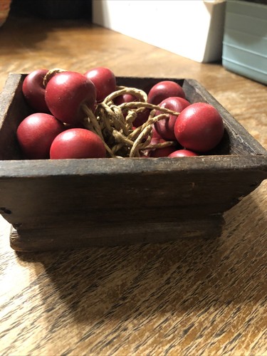 Wooden cherries in bowl￼ - 第 3/4 張圖片