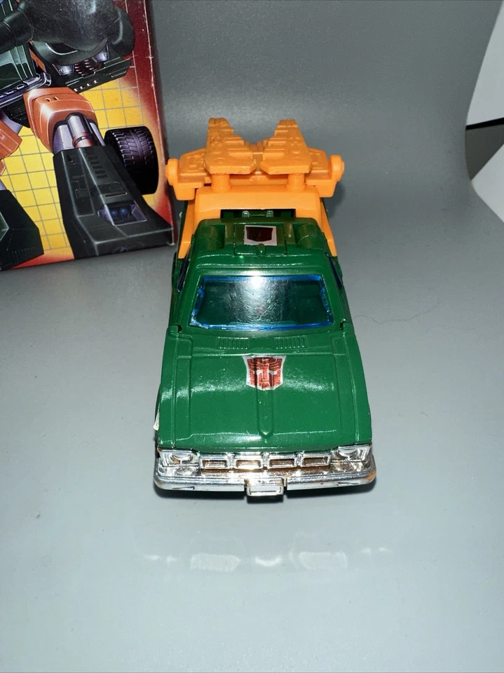 Hoist Complete 1985 Vintage Hasbro G1 Transformers Action Figure accessories Box - Image 3 of 4
