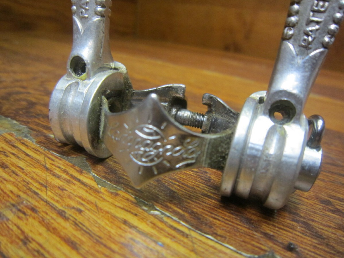Paire De Dérailleurs Friction Vintage Campagnolo Argent Usiné - 5/6/7/8 Vitesses - Montage Sur Tube Diagonal - Neuf