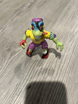 Vintage 1990 TMNT Teenage Mutant Ninja Turtles Mondo Gecko Lizard