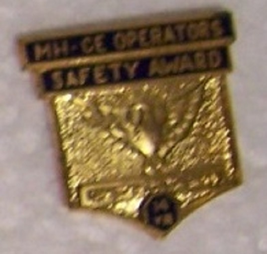 Hat Pin Military U S Navy Material Construction Equipment Safety Award NEW