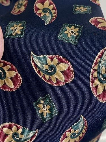 Oscar De La Renta Necktie 100% Silk Navy Paisley Mens Tie Couture Collection - Picture 5 of 8