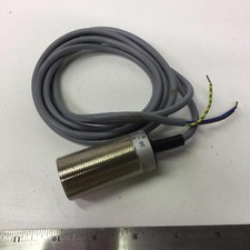 Allen Bradley INductive Proximity Sensor 872C-A10-N30-A2