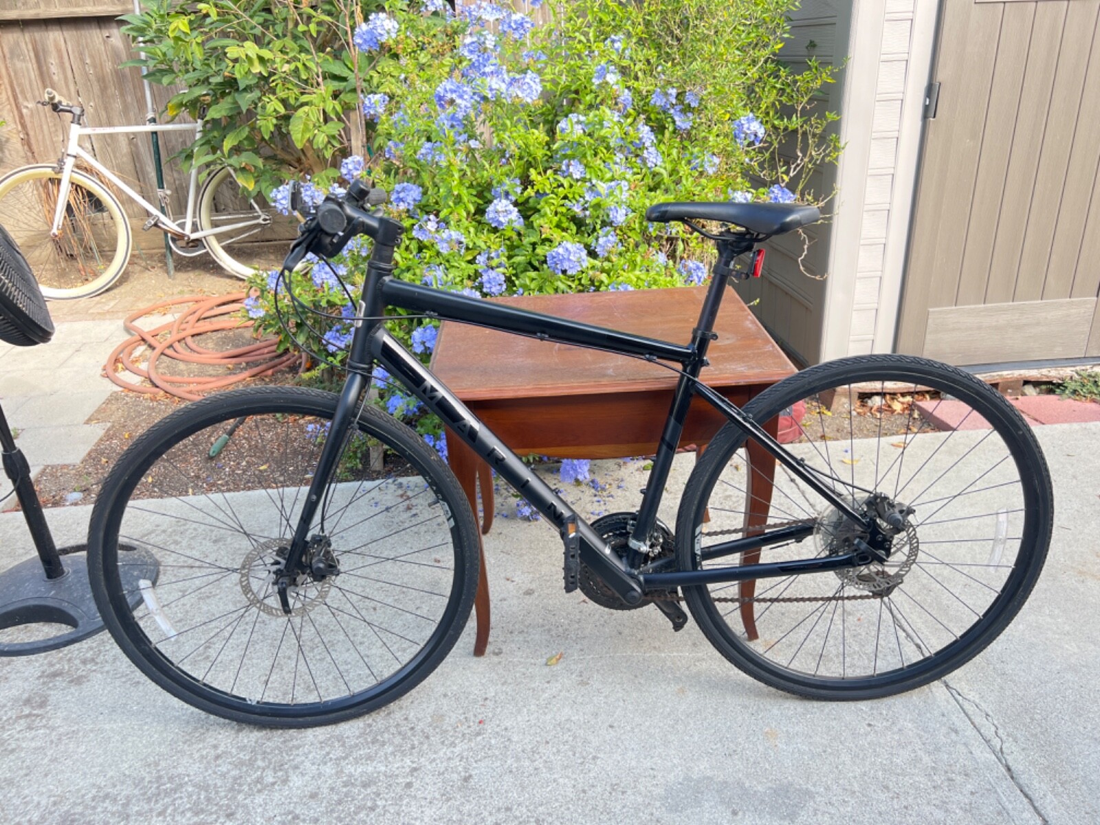 Adult size hybrid bicycle. Road/ hybrid bike eBay