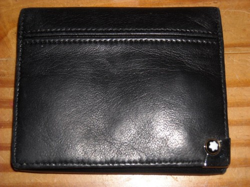 Mont Blanc Coin Purse leather Montblanc black w/Snap Closure gently used & niCe