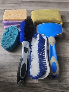 Car Cleaning Lot Wheel, Rim, Grill Brushes Sponges