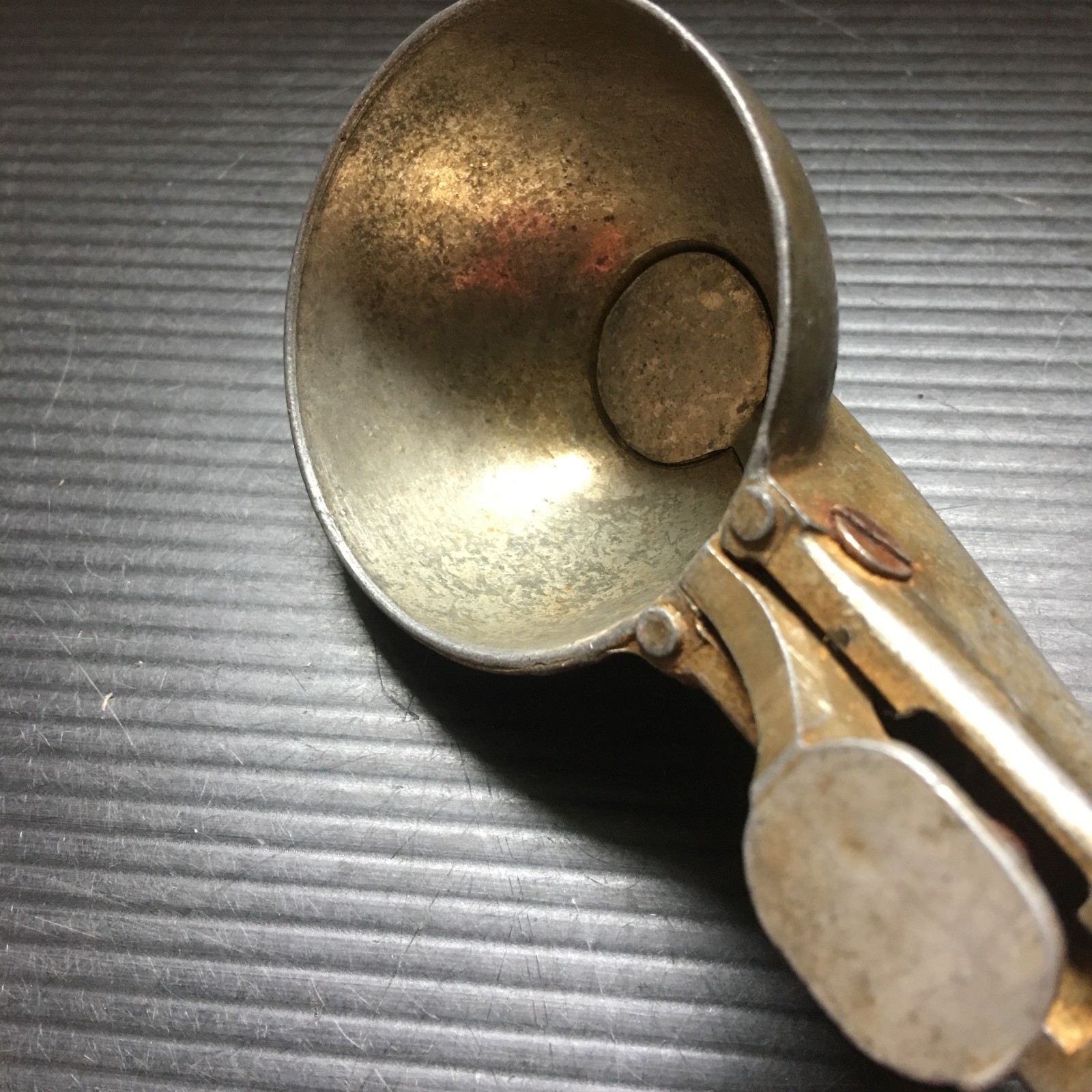 Vintage 1970s DC Aluminum Metal Ice Cream Scoop with Push Button Made in Taiwan