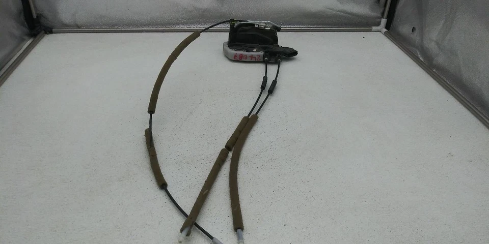 15 16 17 18 19 LEXUS RC350 DRIVER FRONT DOOR LOCK ACTUATOR OEM 5040204 - Image 4 of 4