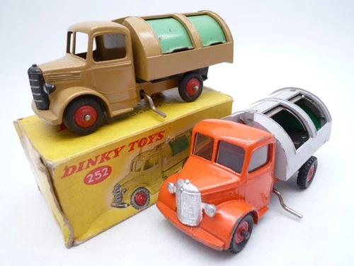 VINTAGE DINKY TOYS 252 BEDFORD REFUSE TRUCK PAIR & WORN ORIGINAL BOX 1954