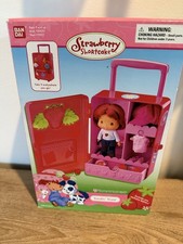 Strawberry Shortcake Travelin Trunk Bandai New In Box VHTF