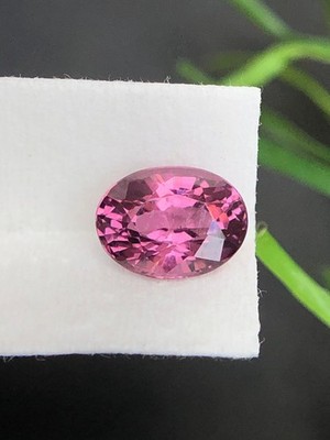 Natural Pink Spinel, Oval Shape Loose Faceted Gemstone ( 6.2x4.8 mm & 0.80 Ct )