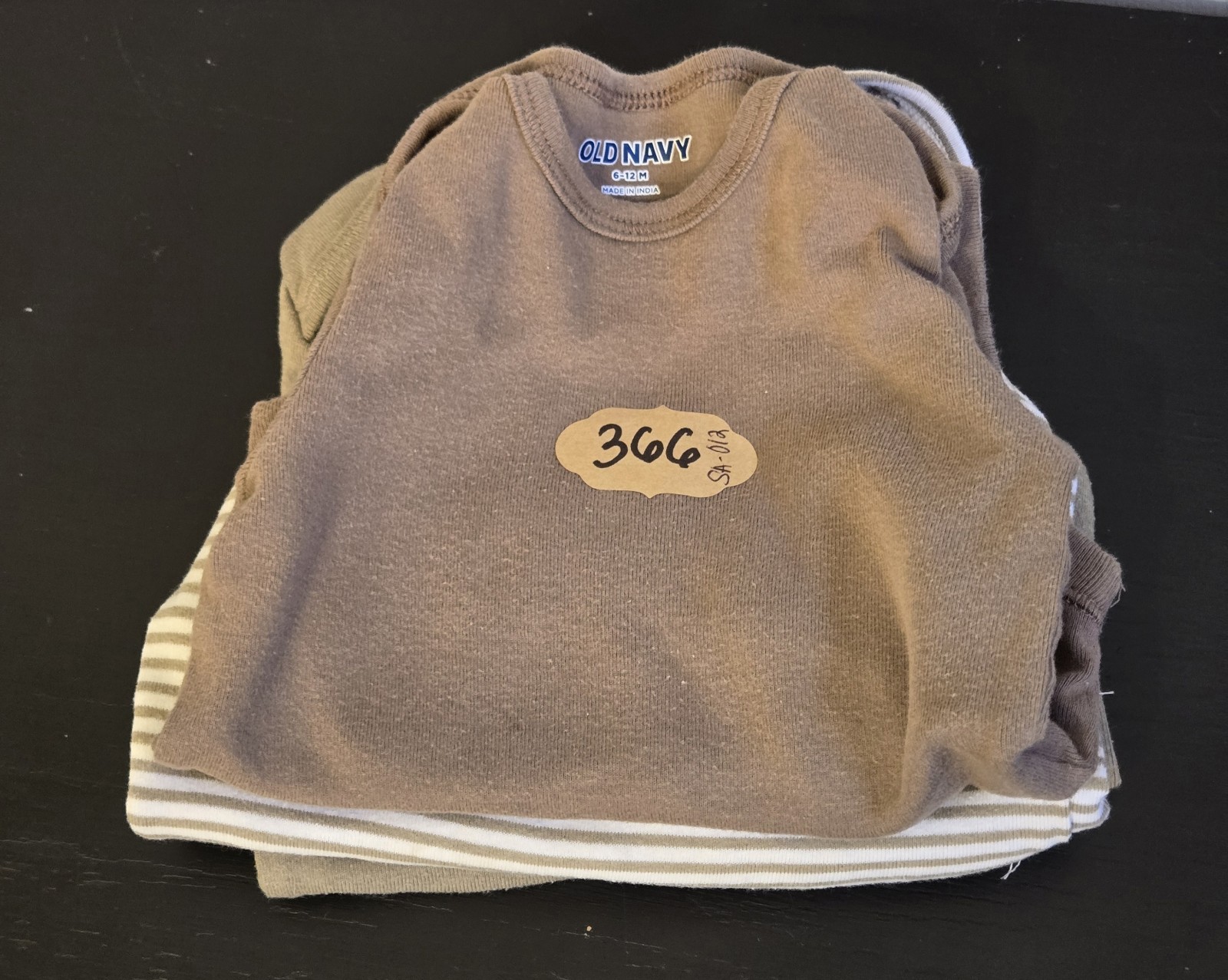 Old Navy Infant Boys (3)  Size 6-12 Months Long Sleeve One Piece