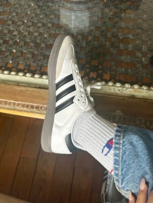 samba adidas baskets blanches et noires neuves en taille 41 - Photo 1/4