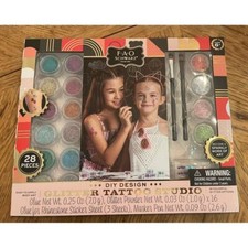 FAO Schwarz Glitter Tattoo Studio DIY Sparkly Body Art Makeup NEW Ages 6 Rare