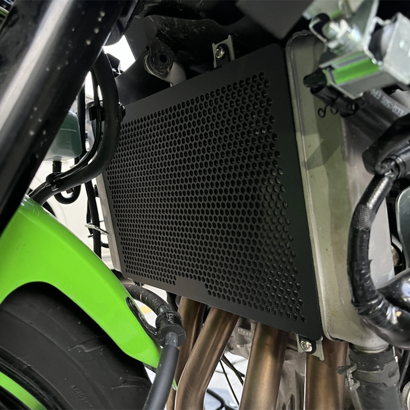 my Radiator Shroud Grille Guard Cover Protector For Kawasaki Ninja