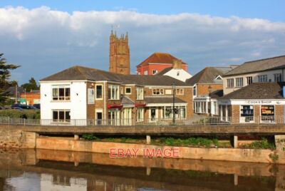FOTO RIVER TONE EINZELHANDELSBEREICH NEBEN DEM RIVER TONE IN TAUNTON. 2012