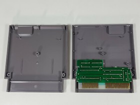 Cartucho de juego de retiro total de Nintendo NES de colecci&oacute;n probado funcionando cubierta antipolvo