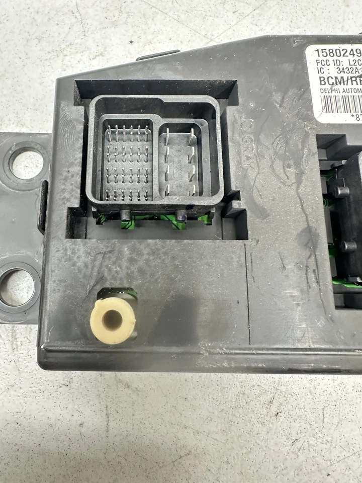 Módulo de control de carrocería GMC Canyon Chevy Colorado 2004-2007 BCM BCU 15802490 OEM B8 Foto 2 de 4