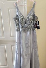 Silver Platinum Formal Evening Dress   Sleeveless V-Neck Sequin Gown.size 16